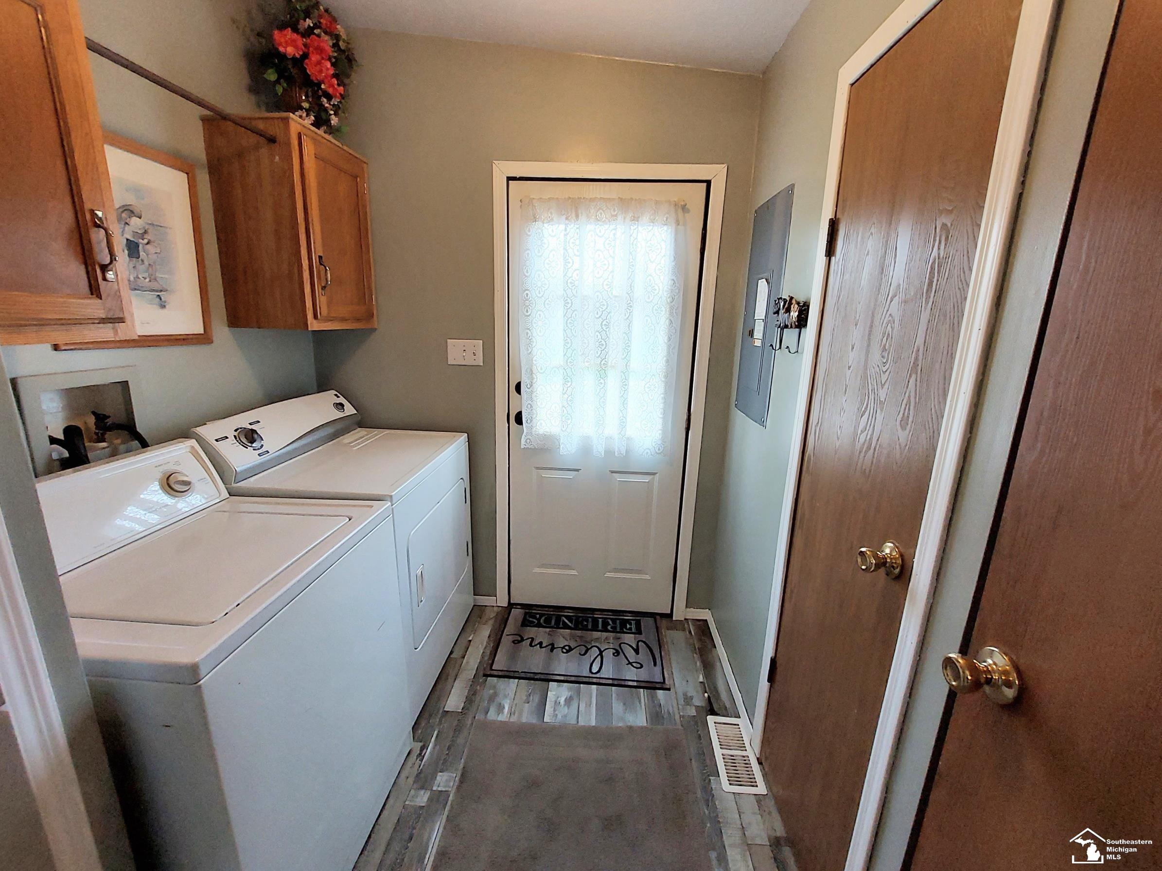 3155 Swartz Road La Salle, MI 48145 - Photo 15 of 25 50106427-14.JPG