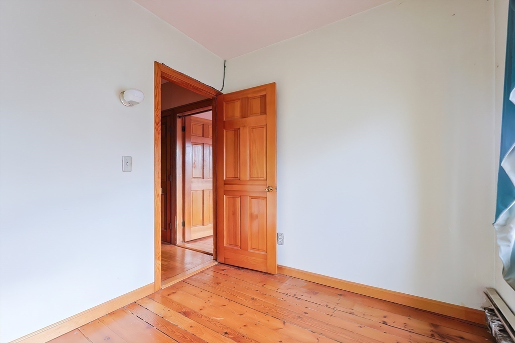 8 Walnut Street Stoneham, MA 02180 - Photo 25 of 34