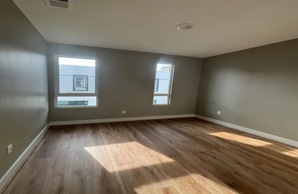 $5,180 | 2153 Main Street, Unit 104, Alameda, CA 94501