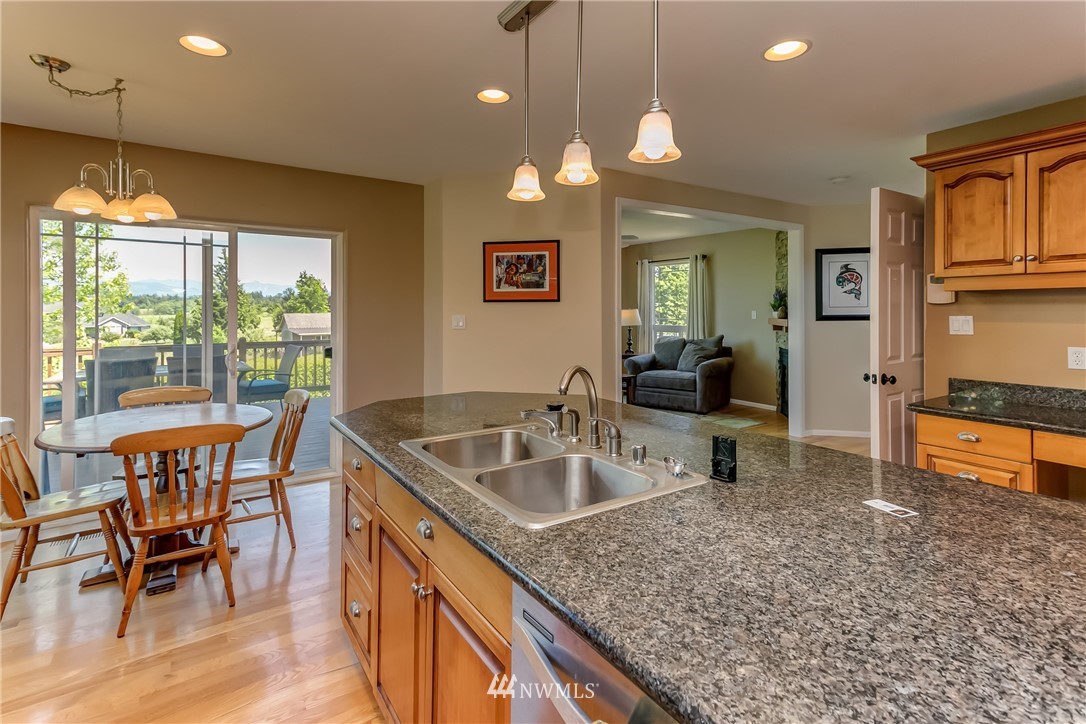 5984 Medcalf Road Bellingham, WA 98226 - Photo 13 of 25 Gallery Image 13