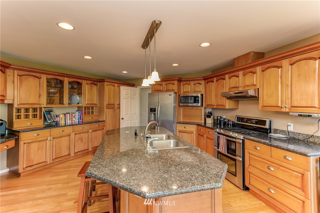 5984 Medcalf Road Bellingham, WA 98226 - Photo 14 of 25 Gallery Image 14