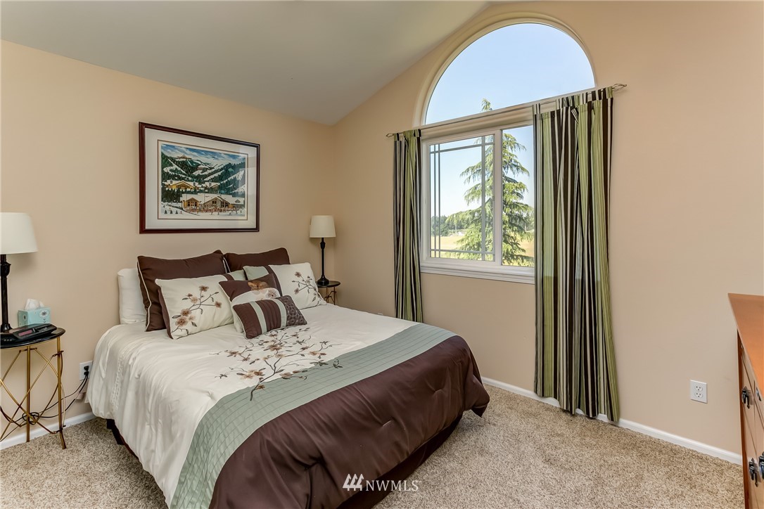5984 Medcalf Road Bellingham, WA 98226 - Photo 18 of 25 Gallery Image 18