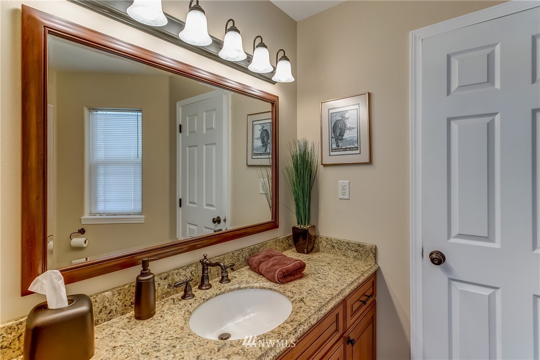5984 Medcalf Road Bellingham, WA 98226 - Photo 24 of 25 Gallery Image 24