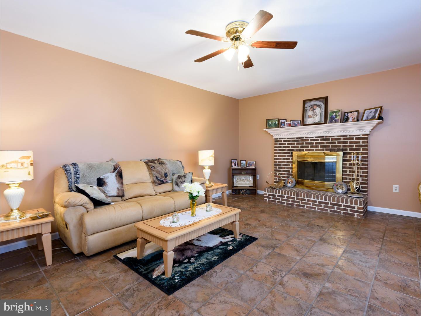 264 Hedge Road Elverson, PA 19520 - Photo 11 of 25 Gallery Image 11