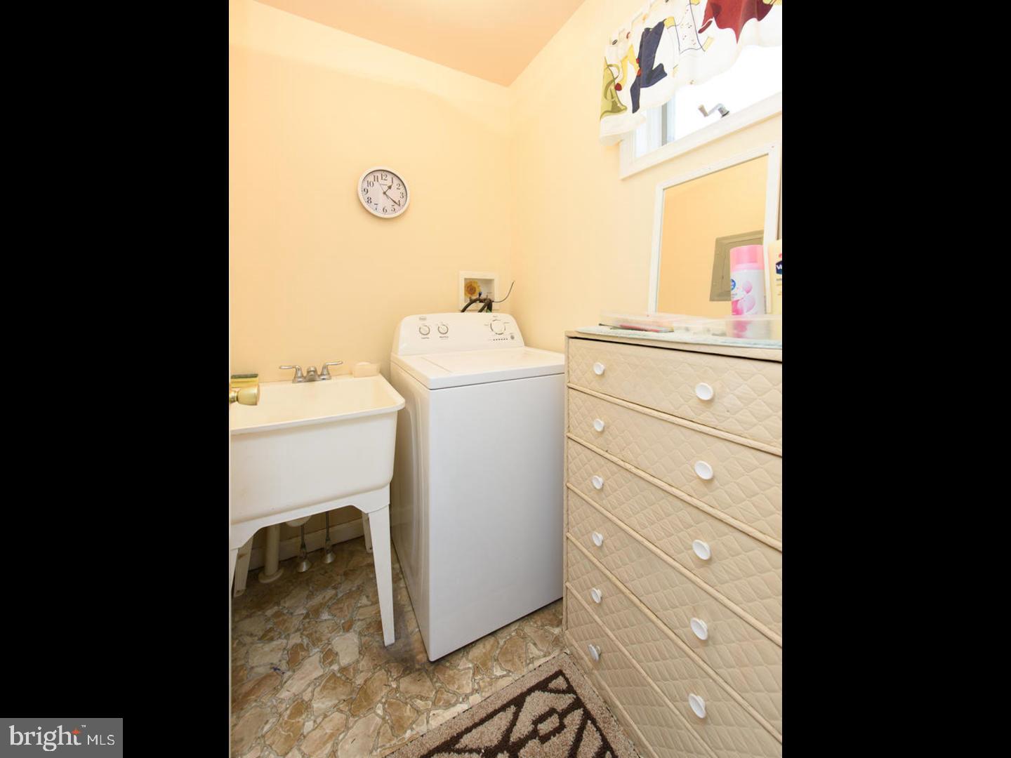 264 Hedge Road Elverson, PA 19520 - Photo 21 of 25 Gallery Image 21