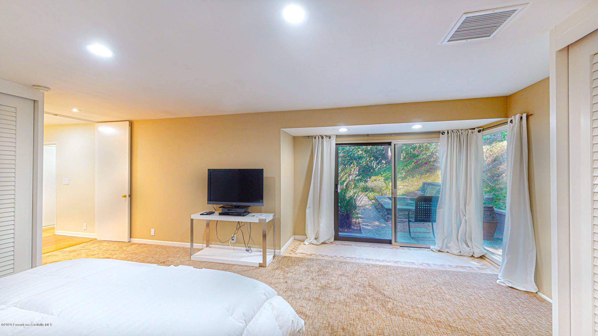 1010 Laguna Road Pasadena, CA 91105 - Photo 28 of 52 1010-Laguna-Road-master-bed-3 (1)