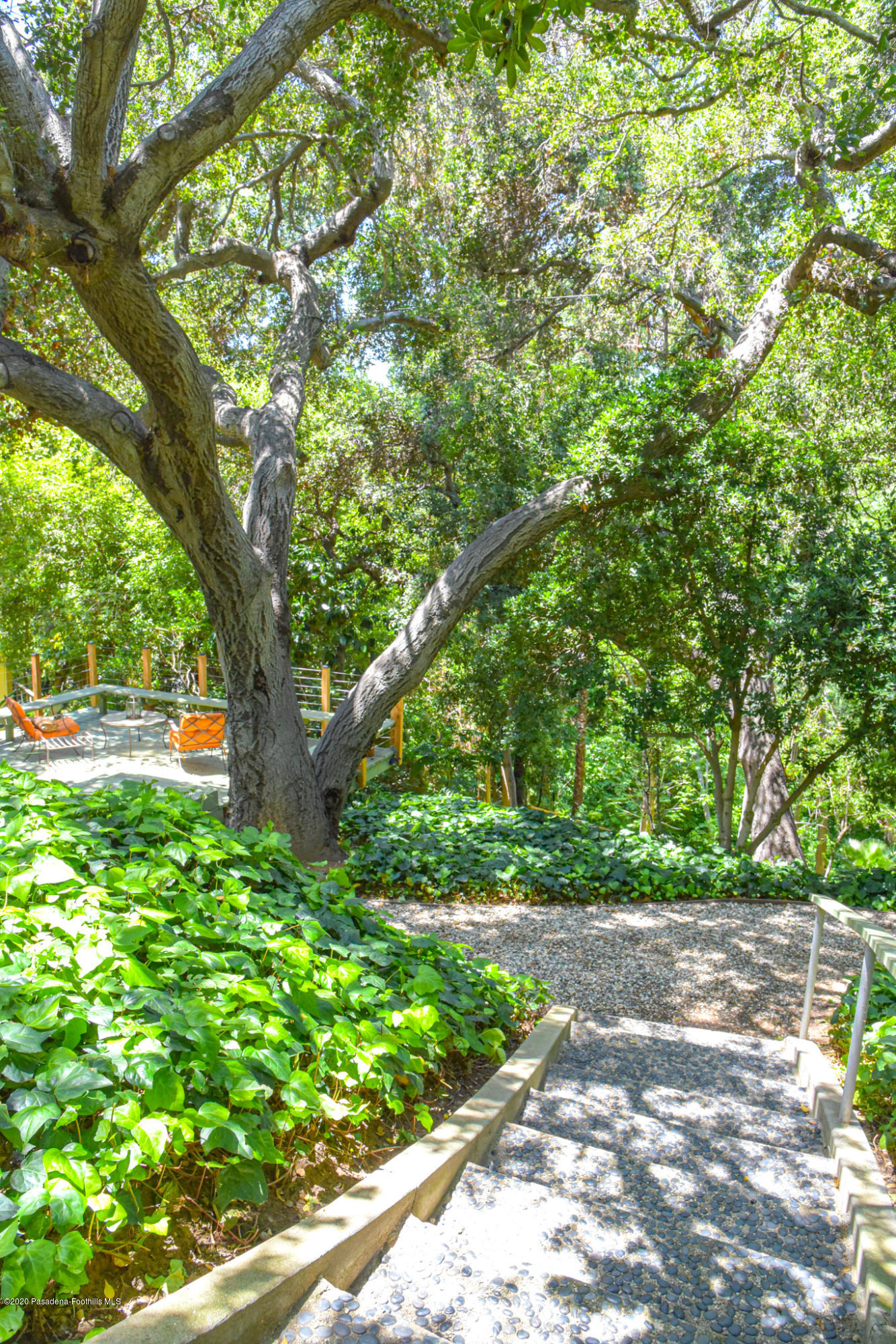 1010 Laguna Road Pasadena, CA 91105 - Photo 50 of 52 DSC_4407