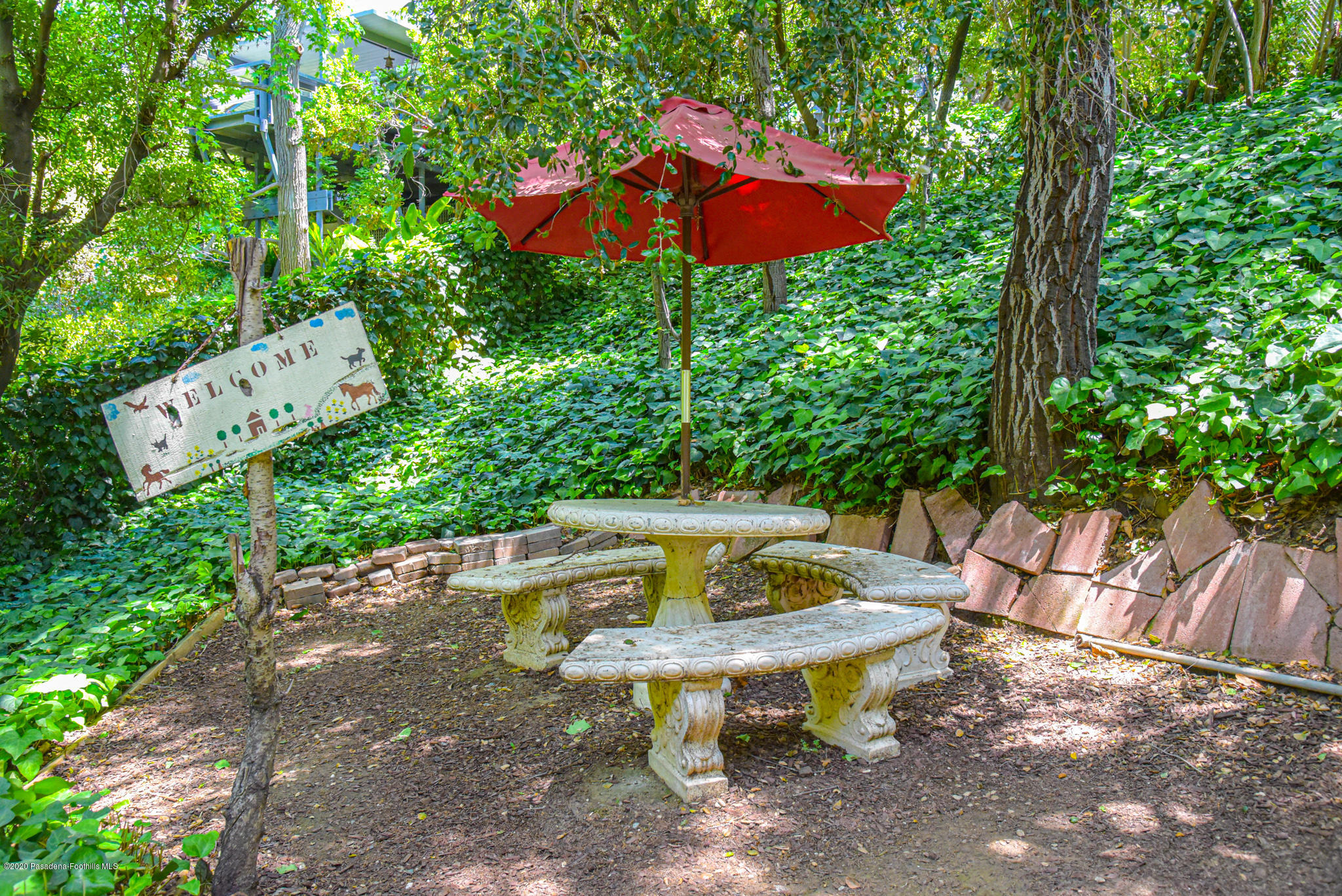 1010 Laguna Road Pasadena, CA 91105 - Photo 51 of 52 DSC_4394