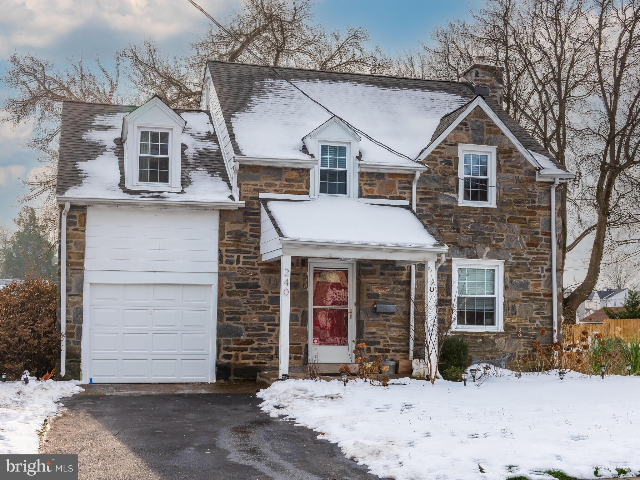 240 Parham Road Springfield, PA 19064 - Photo 1 of 21