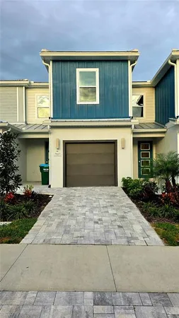 $499,999 | 7821 Spectrum Drive, Reunion, FL 34747