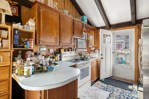 $550,000 | 12 Williams Avenue, Plymouth, MA 02360