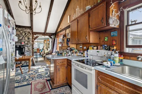 $550,000 | 12 Williams Avenue, Plymouth, MA 02360