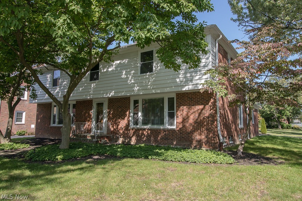 3797 Hillbrook Road Cleveland, OH 44118 - Photo 1 of 31 Gallery Image 1