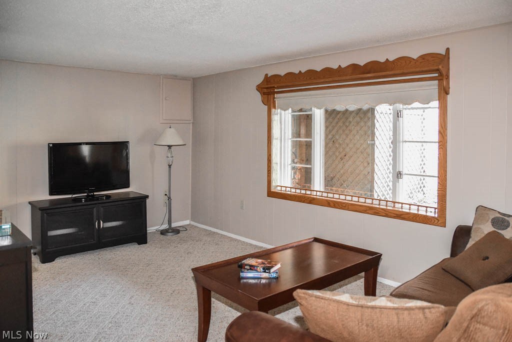 4869 Mayfair Road North Canton, OH 44720 - Photo 9 of 25 Family Room