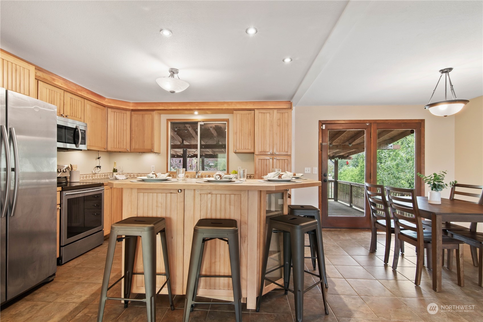5641 East Grapeview Loop Road Allyn, WA 98524 - Photo 8 of 28 Gallery Image 8