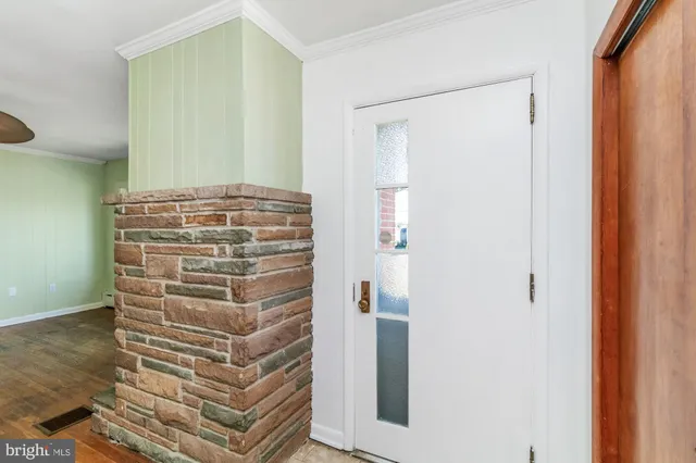 $3,000 | 2503 Bauernschmidt Drive, Essex, MD 21221