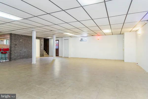 a view of empty room