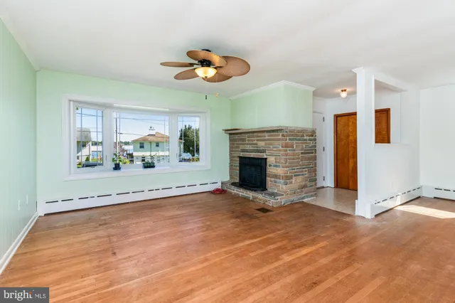 $3,000 | 2503 Bauernschmidt Drive, Essex, MD 21221