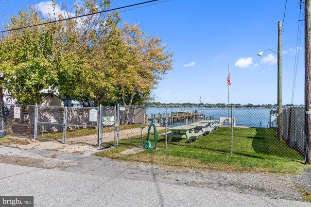 $3,000 | 2503 Bauernschmidt Drive, Essex, MD 21221