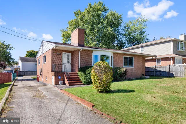 $3,000 | 2503 Bauernschmidt Drive, Essex, MD 21221