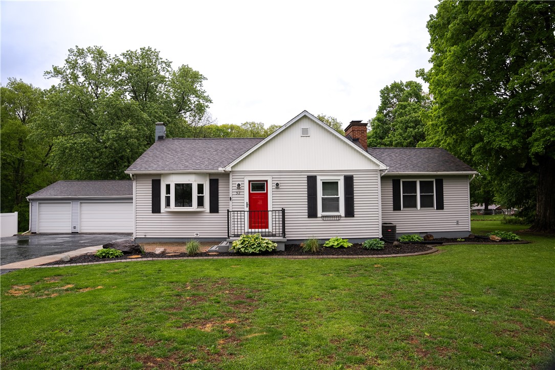 52 Del Vly Road Danville, IL 61832 - Photo 1 of 35
