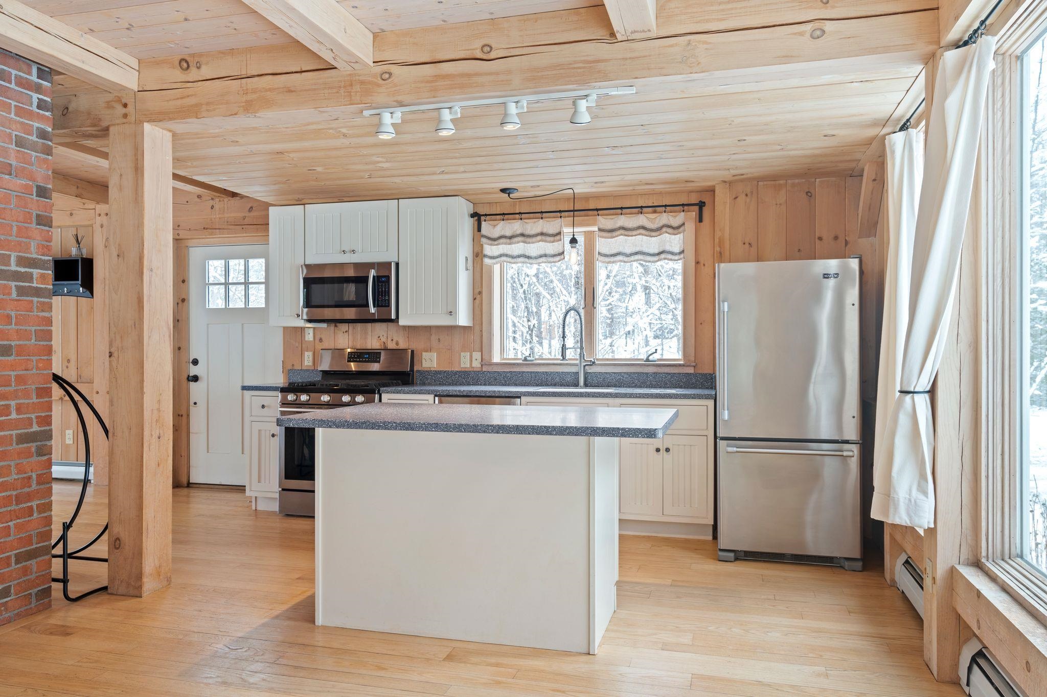 82 King Road Hanover, NH 03750 - Photo 8 of 36 Gallery Image 8