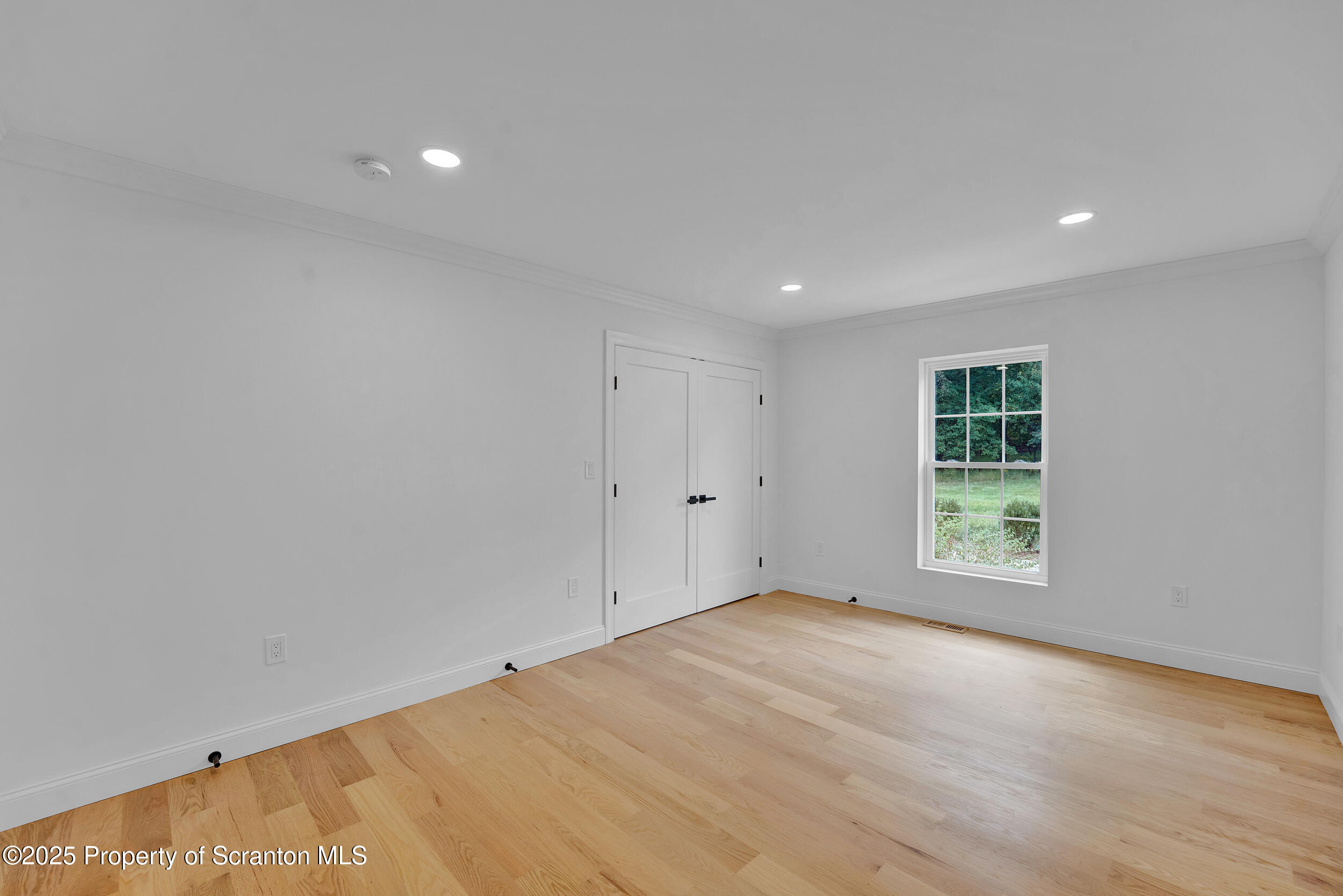 33 Fordham Road Wilkes Barre, PA 18702 - Photo 45 of 84 an empty room with windows