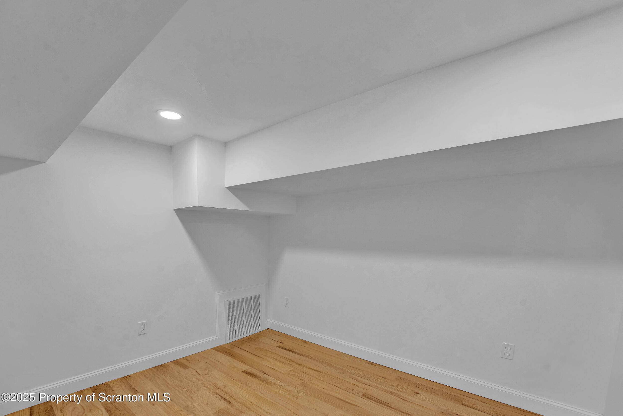 33 Fordham Road Wilkes Barre, PA 18702 - Photo 72 of 84 a view of empty room