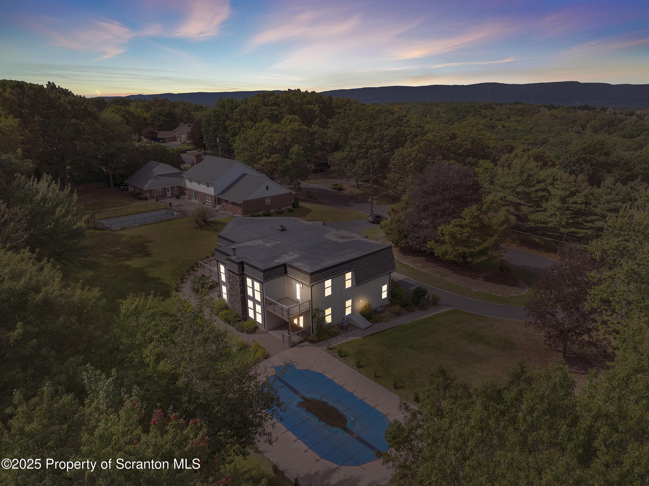 33 Fordham Road Wilkes Barre, PA 18702 - Photo 79 of 84 89_dji_0933