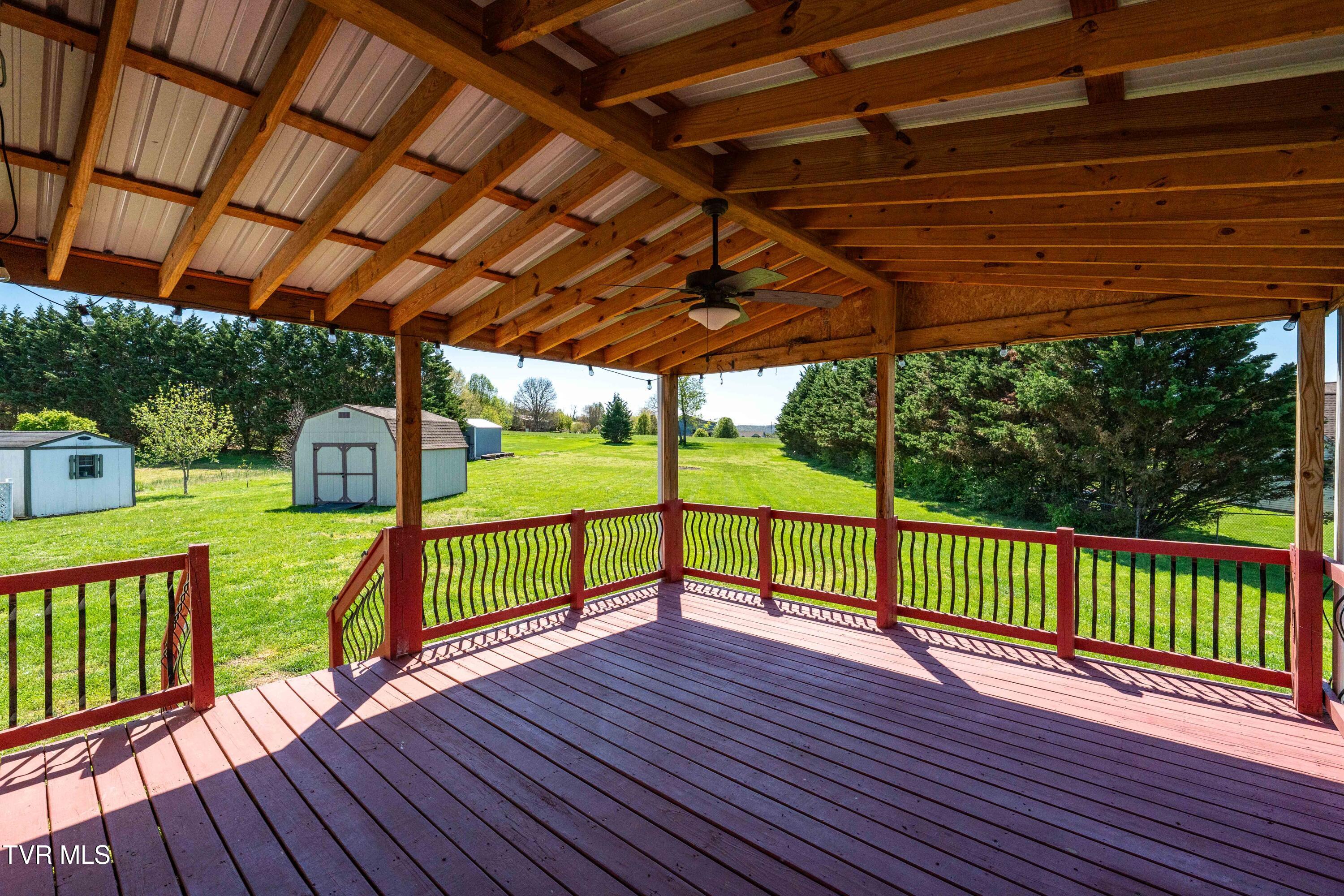 250 Douglas Chapel Road Jonesborough, TN 37659 - Photo 16 of 49 250 Douglas Chapel Rd (15 of 49)