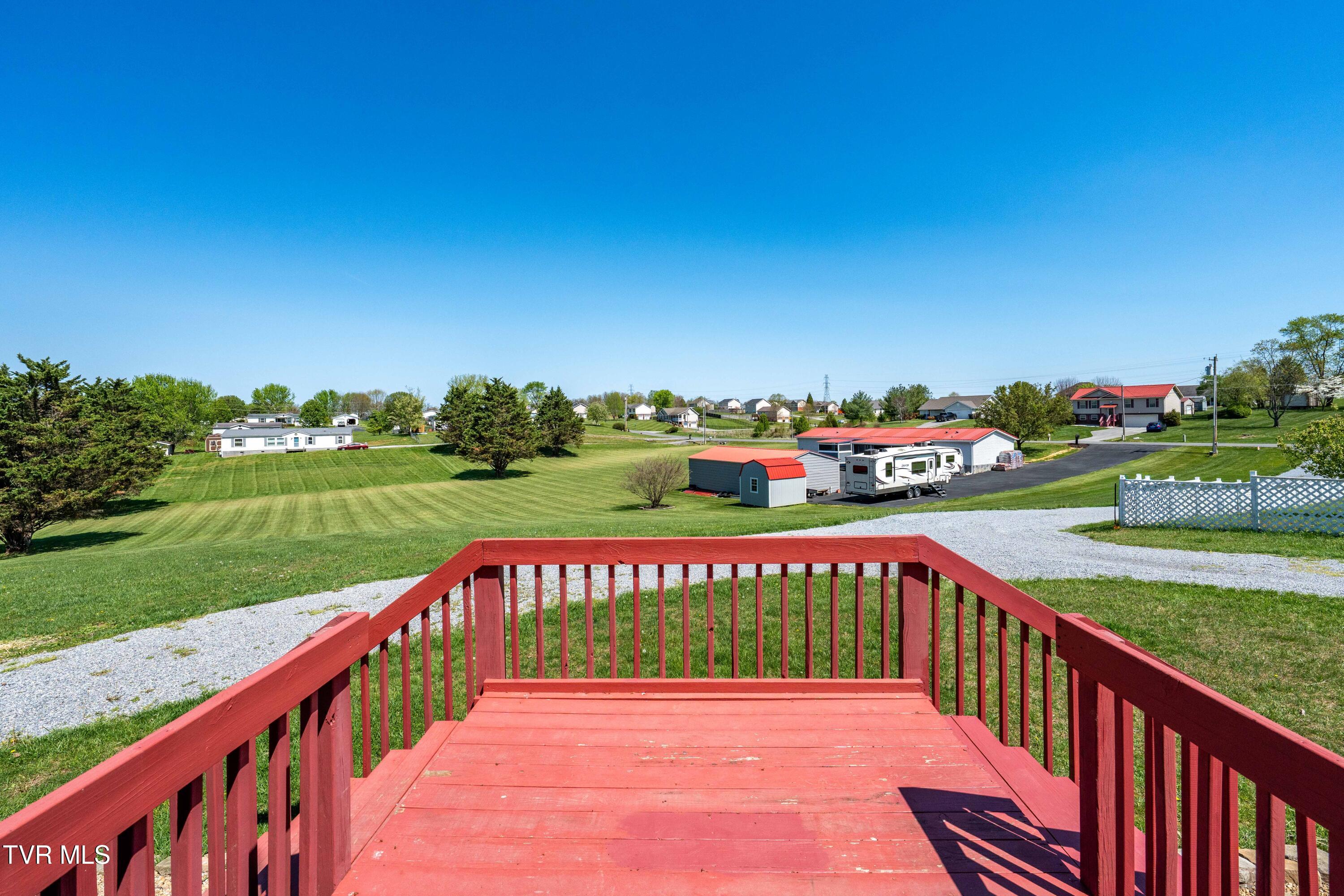 250 Douglas Chapel Road Jonesborough, TN 37659 - Photo 9 of 49 250 Douglas Chapel Rd (8 of 49)