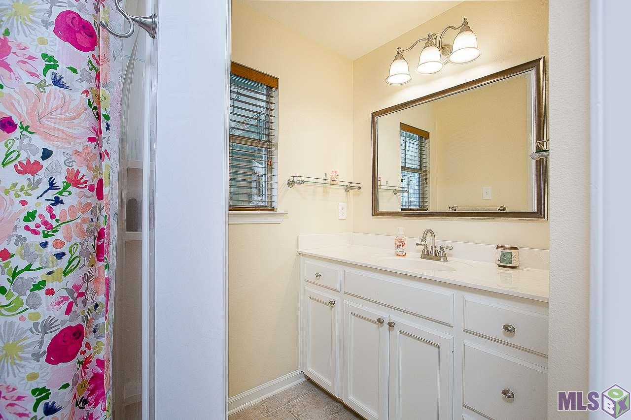 15093 Ridgewood Avenue Prairieville, LA 70769 - Photo 10 of 24 Gallery Image 10