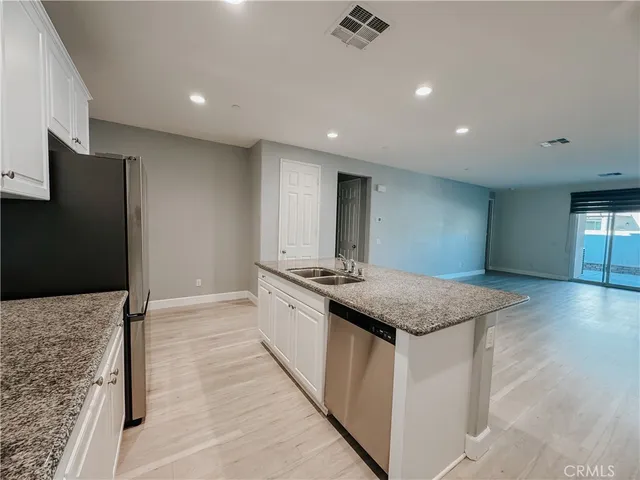 $3,200 | 29149 Crabapple Lake, Lake Elsinore, CA 92530