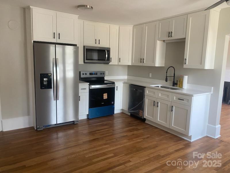 107 L R Smith Road Hendersonville, NC 28791 - Photo 6 of 18