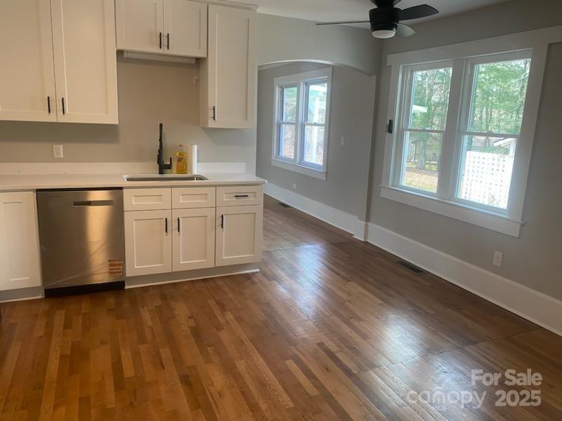 107 L R Smith Road Hendersonville, NC 28791 - Photo 9 of 18