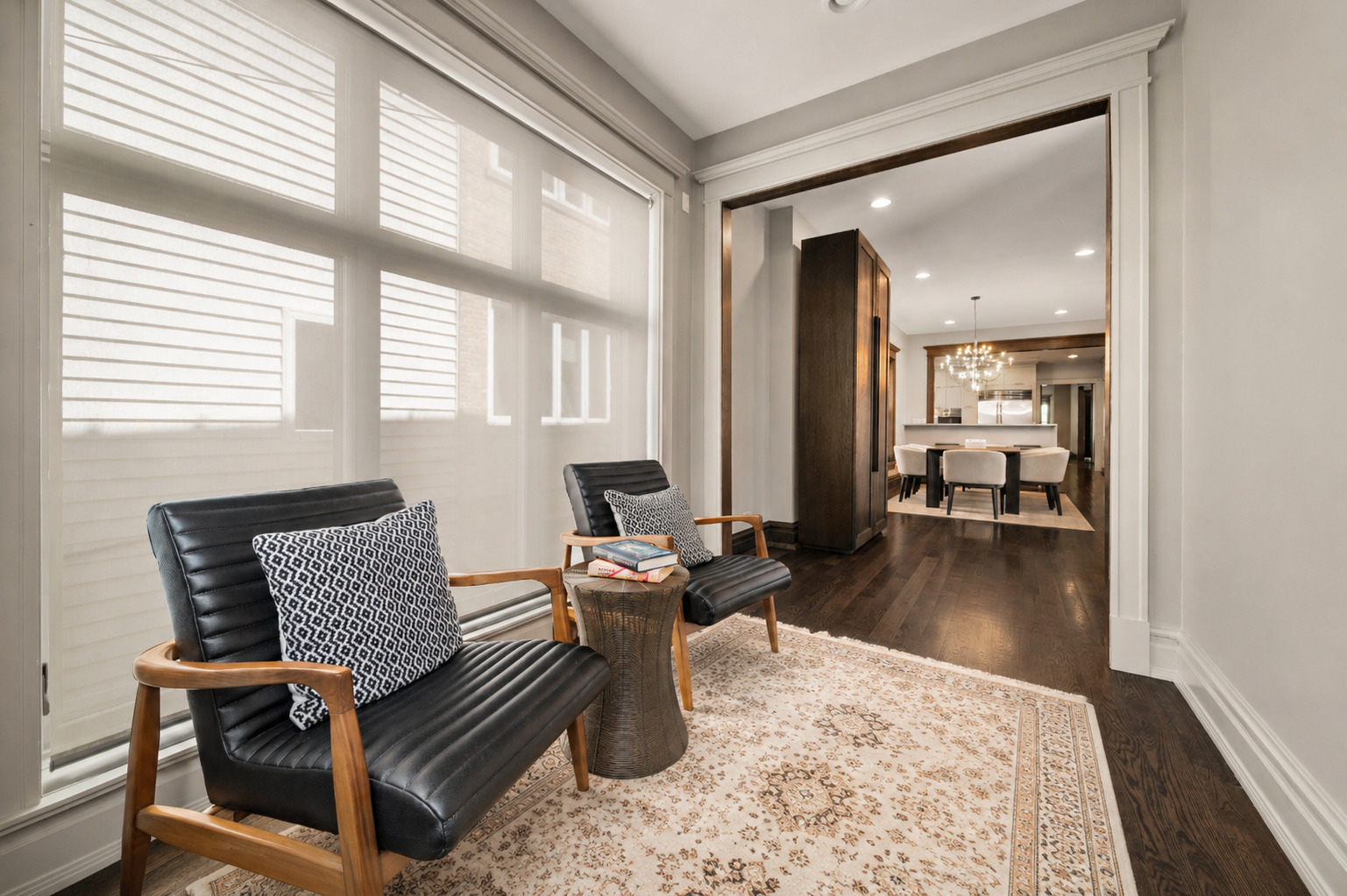 652 West Sheridan Road Chicago, IL 60613 - Photo 26 of 60