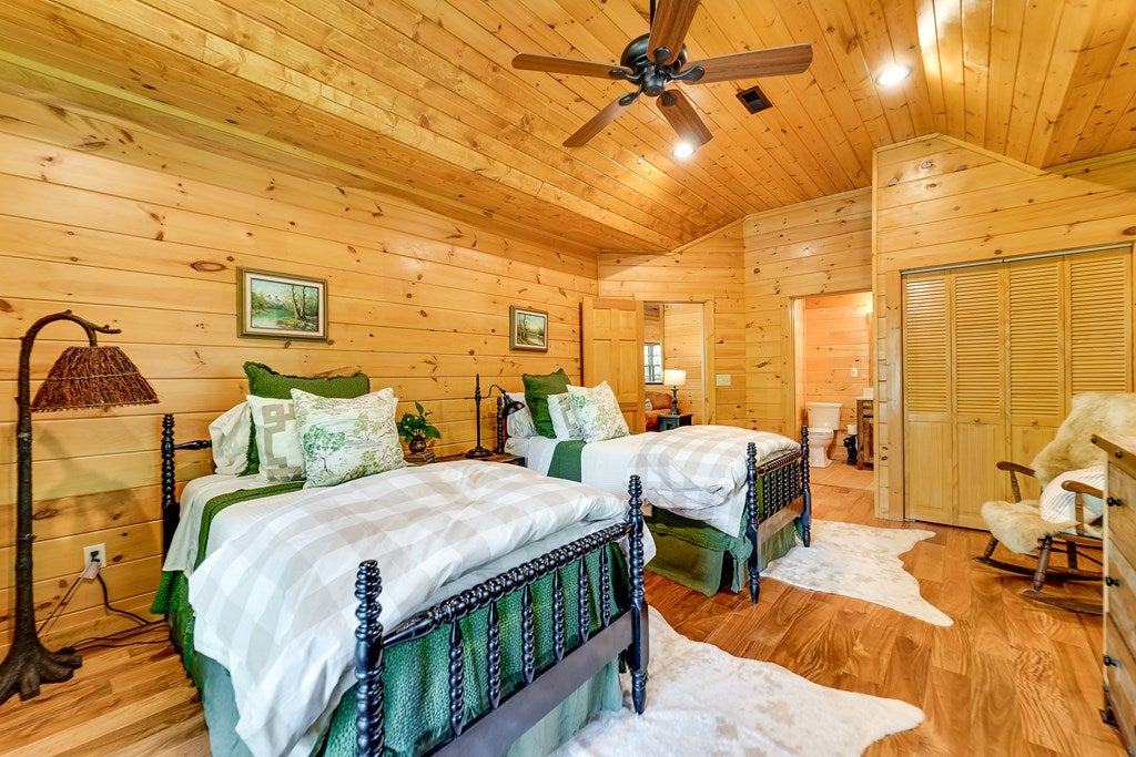 301 Cardinal Ridge Drive Highlands, NC 28741 - Photo 48 of 63 Lower level bedroom