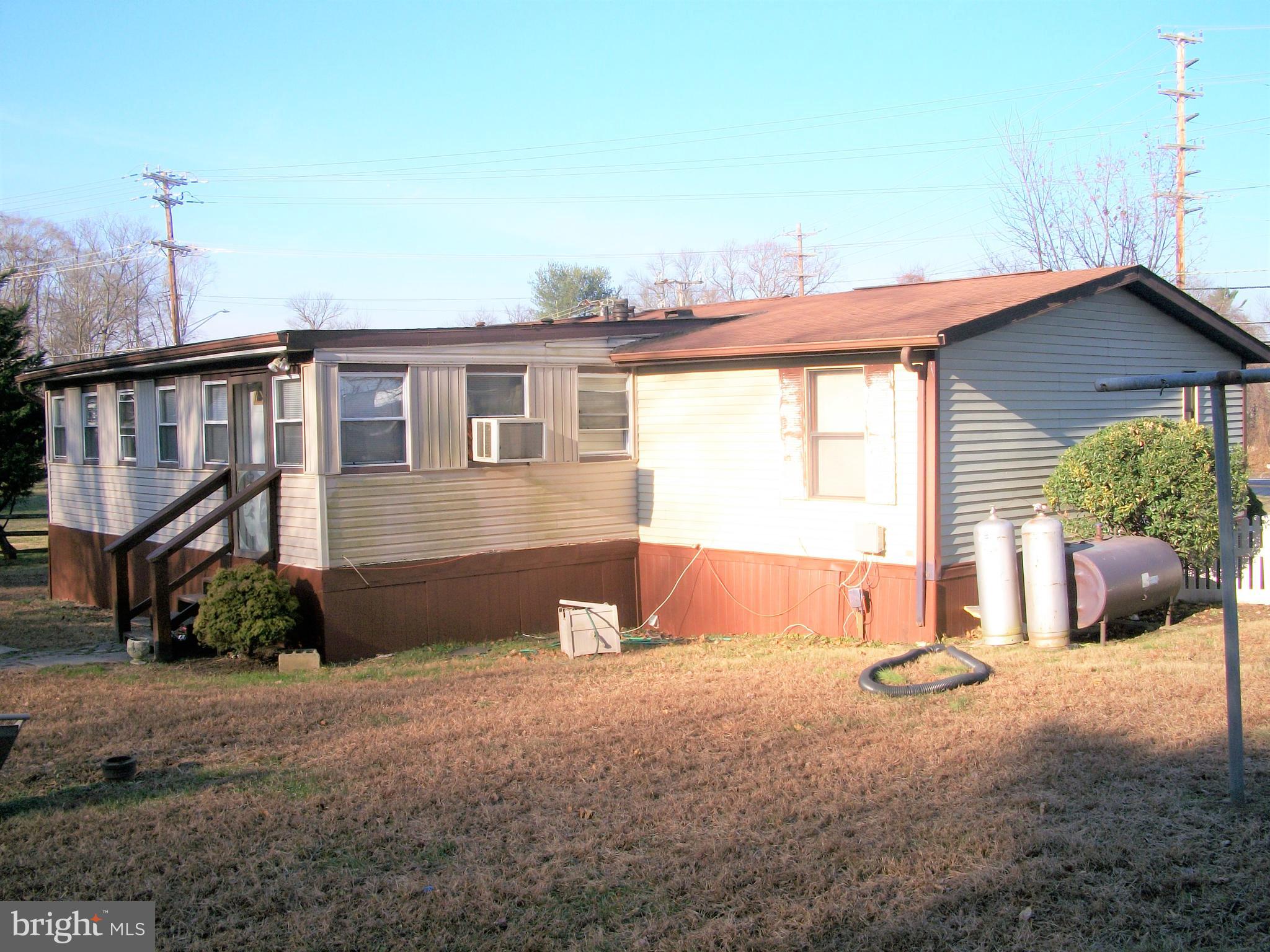 1047 Old Philadelphia Road Aberdeen, MD 21001 - Photo 4 of 19 Rear and Side View