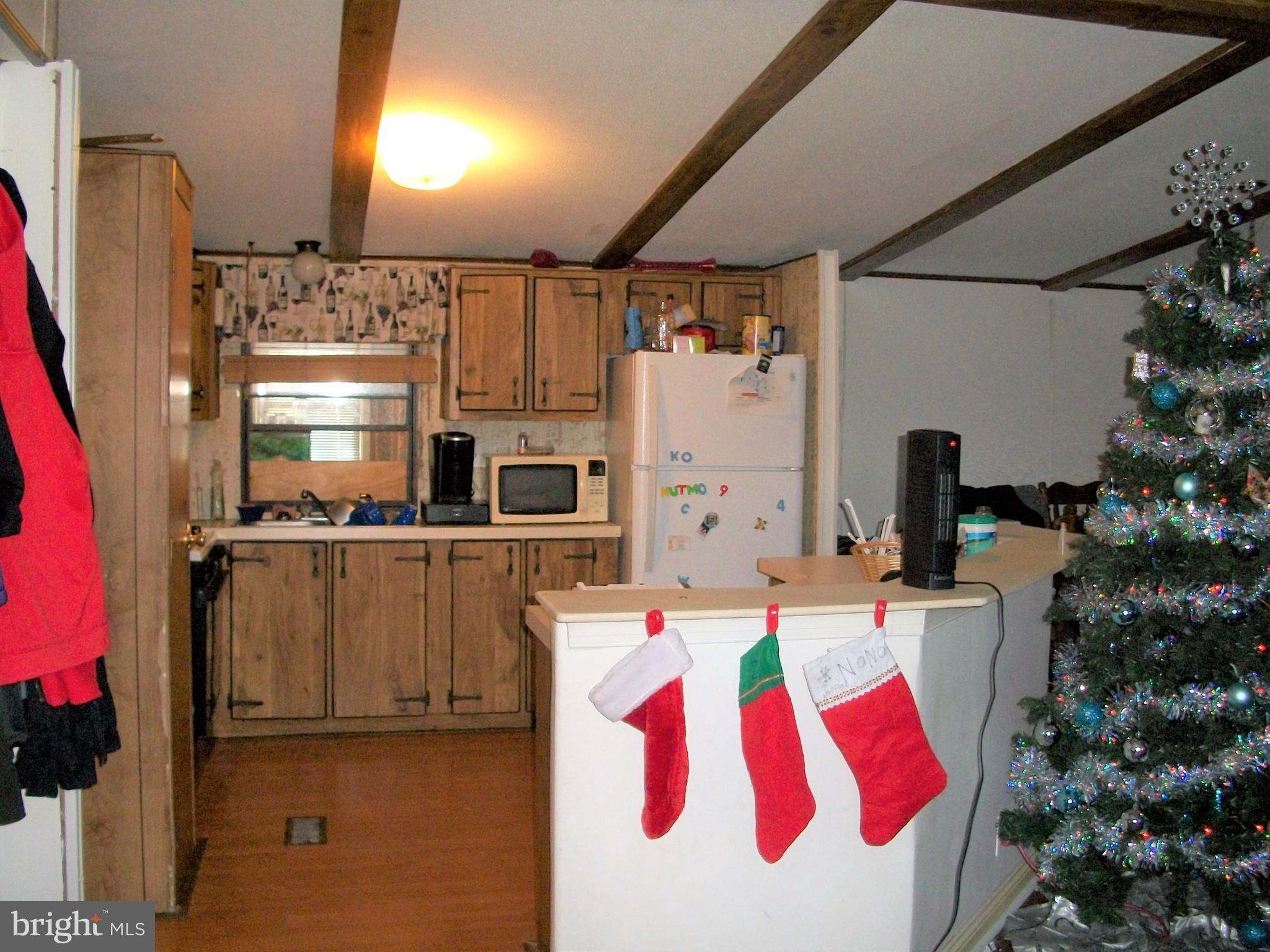 1047 Old Philadelphia Road Aberdeen, MD 21001 - Photo 6 of 19 Kitchen