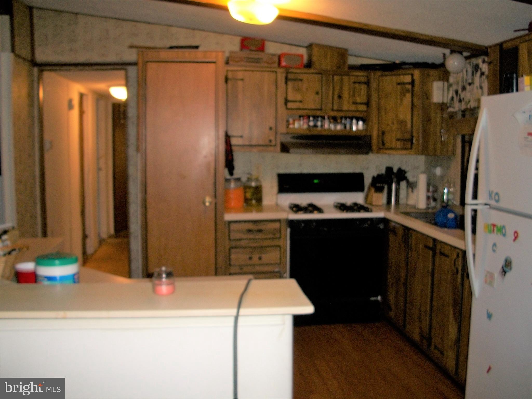 1047 Old Philadelphia Road Aberdeen, MD 21001 - Photo 7 of 19 Kitchen