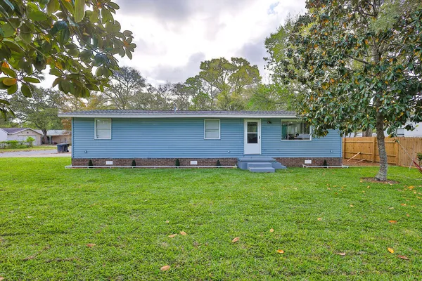 $329,900 | 5 Jonquil Avenue Northwest, Fort Walton Beach, FL 32548