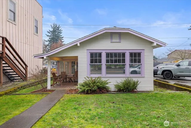 $329,000 | 121 Van Scoyoc Avenue Southwest, Orting, WA 98360