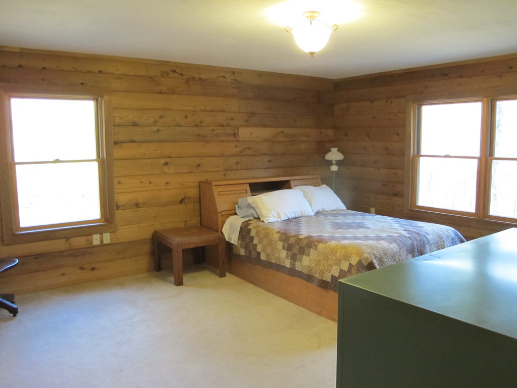 79 Unitas Road New Braintree, MA 01531 - Photo 12 of 24