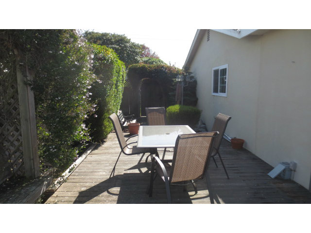 1084 Rosita Road Del Rey Oaks, CA 93940 - Photo 8 of 8 Gallery Image 8
