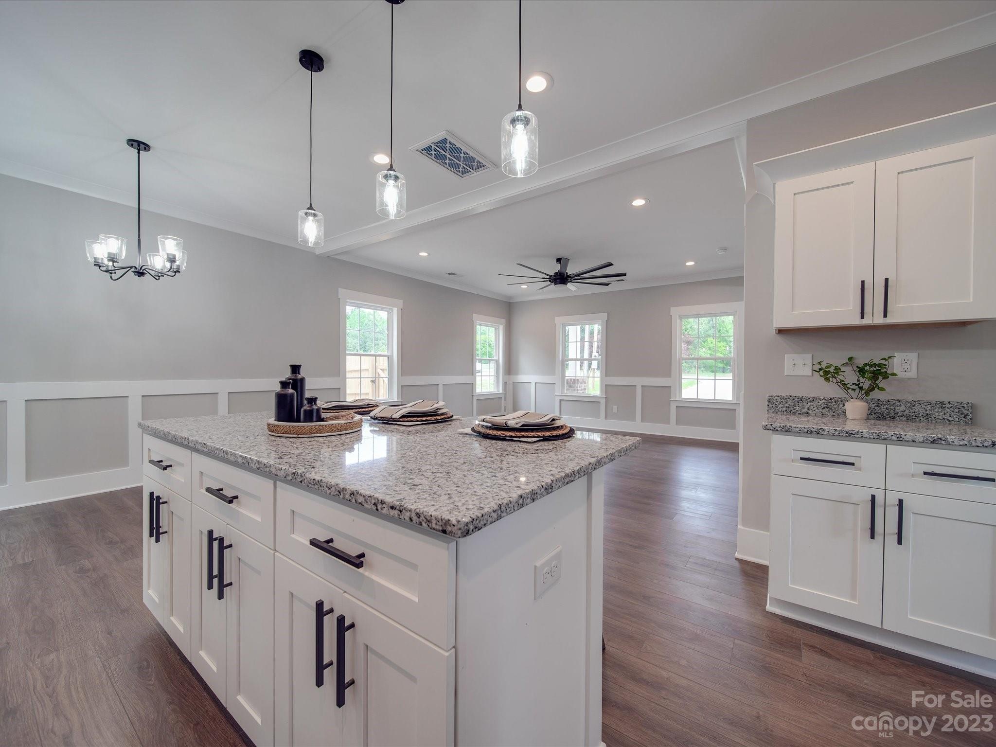 8911 Reedy Creek Road Charlotte, NC 28215 - Photo 11 of 36 Gallery Image 11