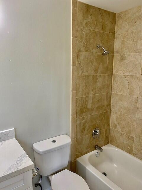 101 Northeast 28th Street Boca Raton, FL 33431 - Photo 21 of 35 Master bath