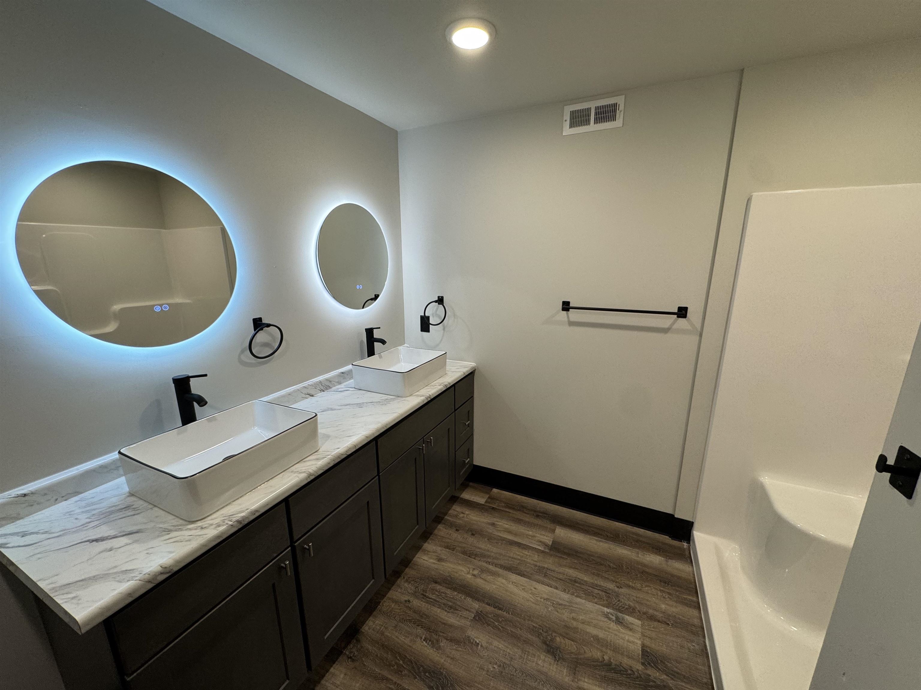 200 West College Avenue, Unit 205 Appleton, WI 54911 - Photo 9 of 18