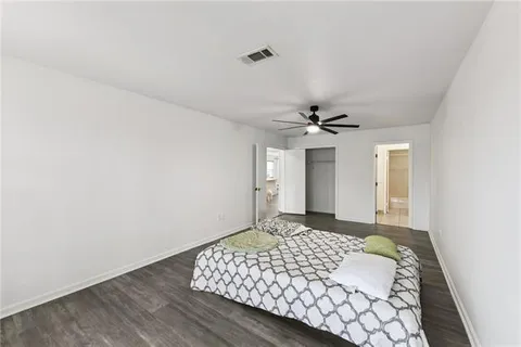 $235,000 | 3701 Dulaney Drive, Harvey, LA 70058