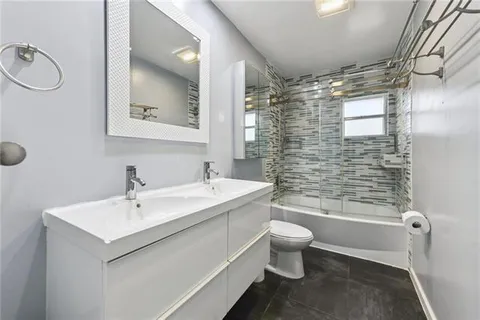 $235,000 | 3701 Dulaney Drive, Harvey, LA 70058