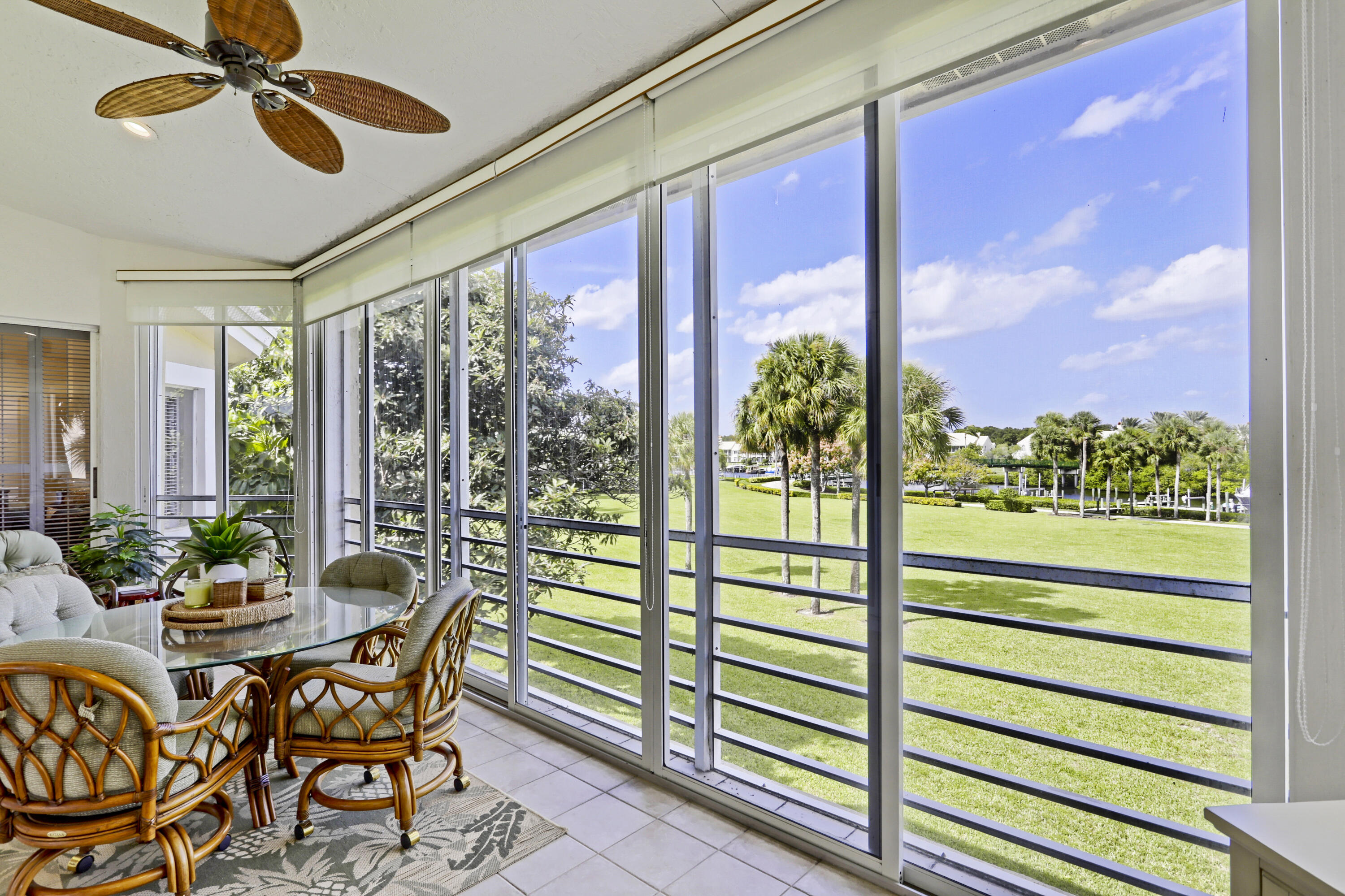 1403 Captains Way Jupiter, FL 33477 - Photo 31 of 40 48_47__20a1868-hdr(7)_cc 3